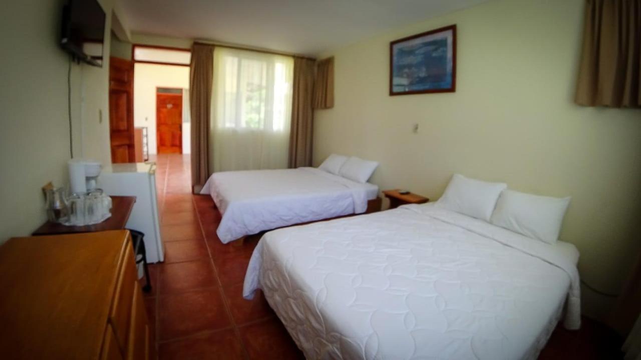 Hotel & Villas Huetares Плая Eрмоса Екстериор снимка