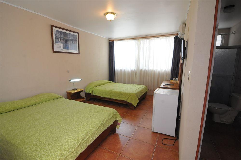 Hotel & Villas Huetares Плая Eрмоса Екстериор снимка