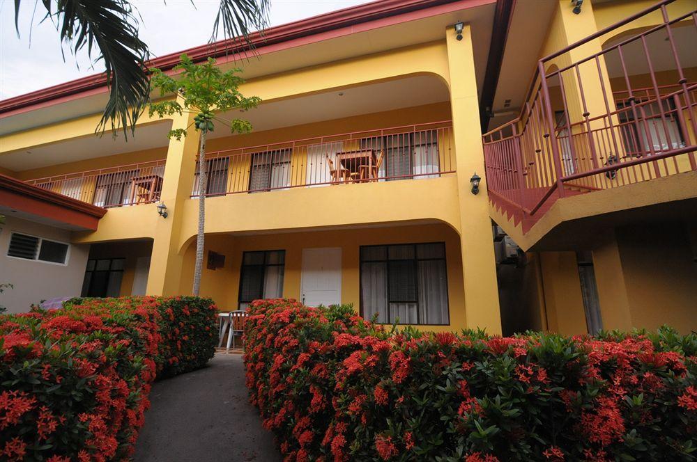 Hotel & Villas Huetares Плая Eрмоса Екстериор снимка