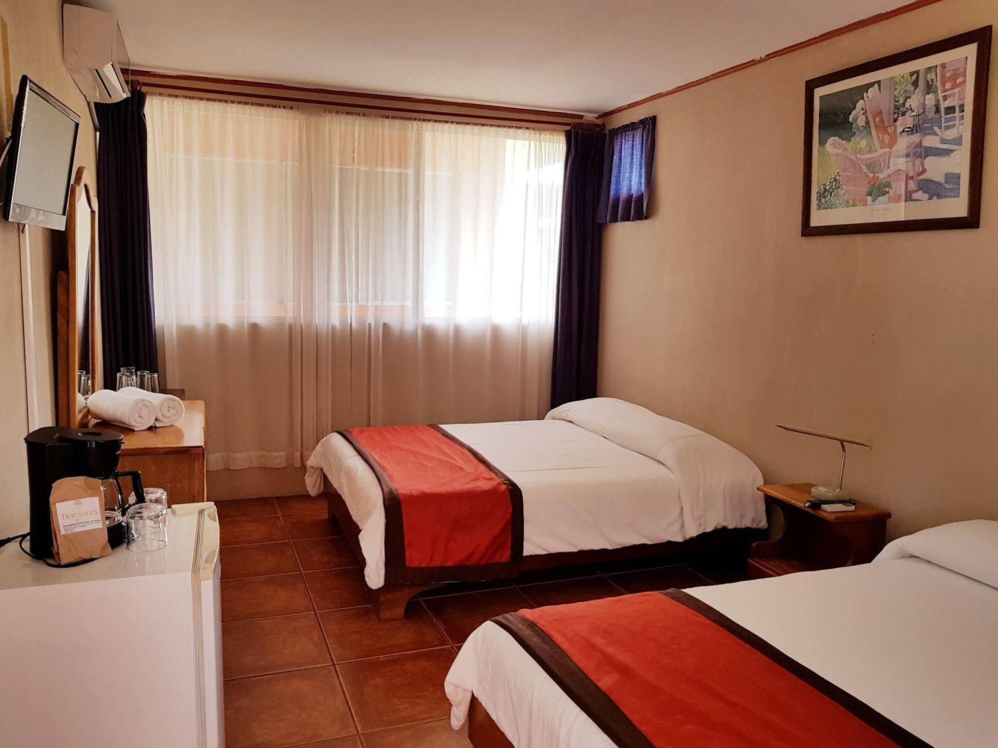Hotel & Villas Huetares Плая Eрмоса Екстериор снимка